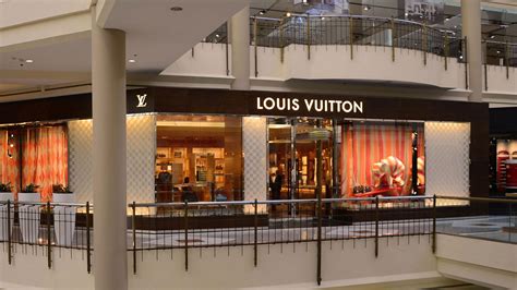 louis vuitton bataviastad|louis vuitton store locations.